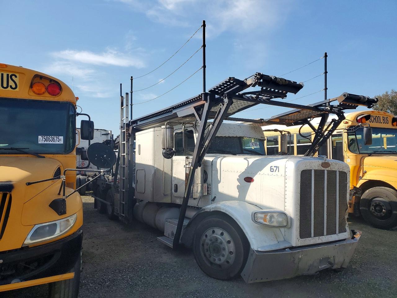 2016 PETERBILT ALL MODELS