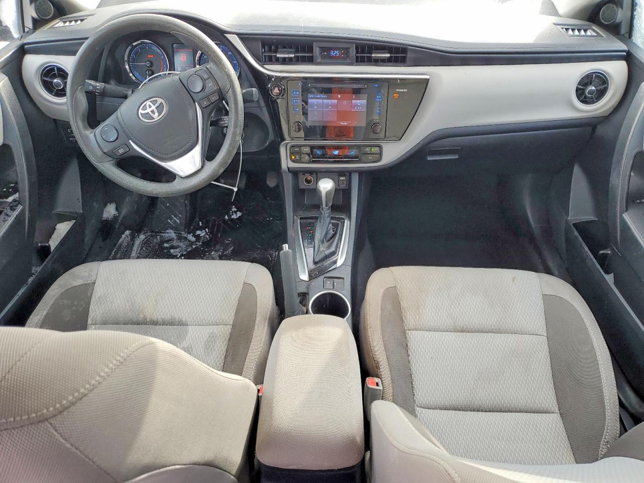 2017 TOYOTA COROLLA