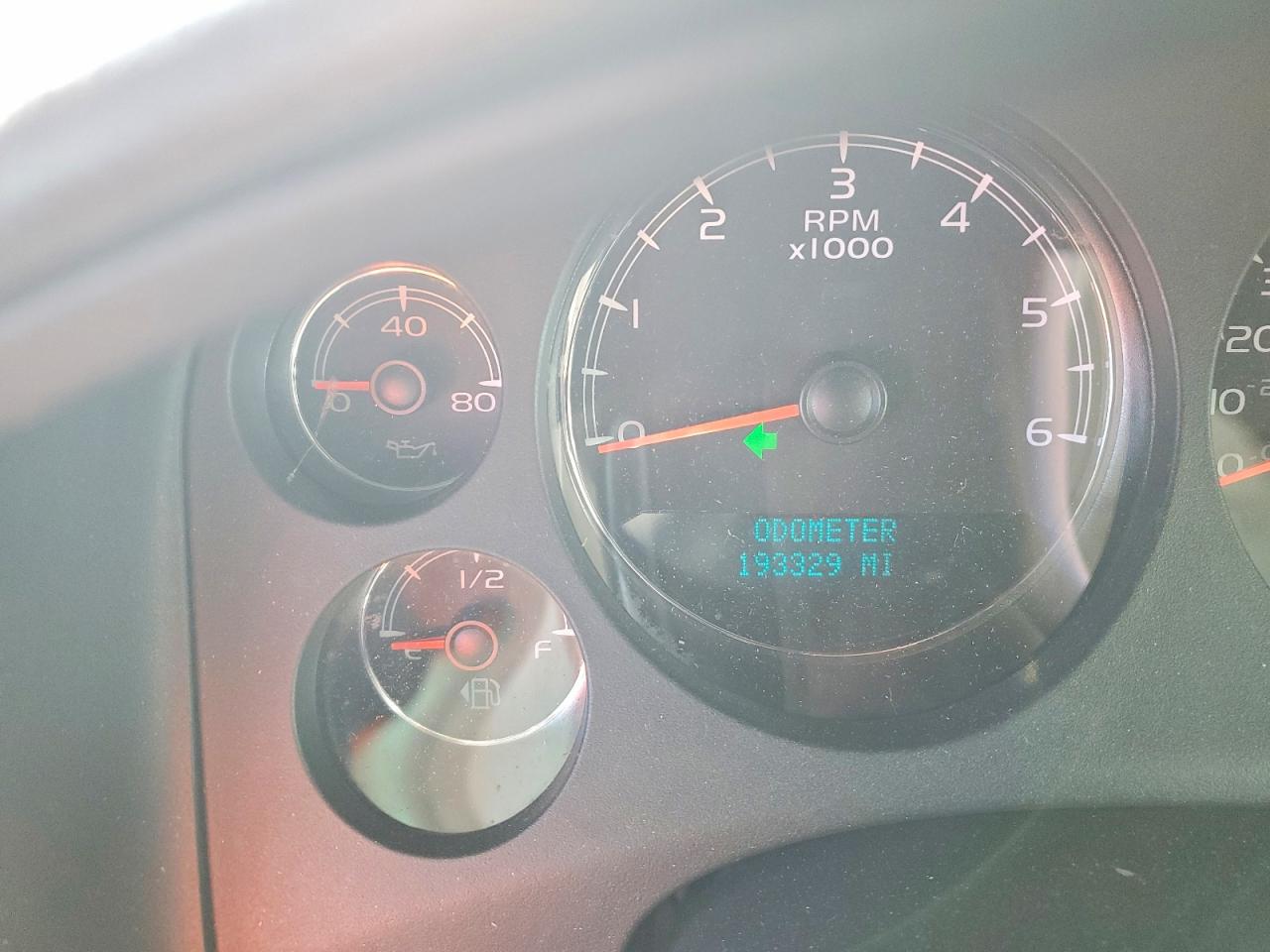 2014 CHEVROLET SUBURBAN