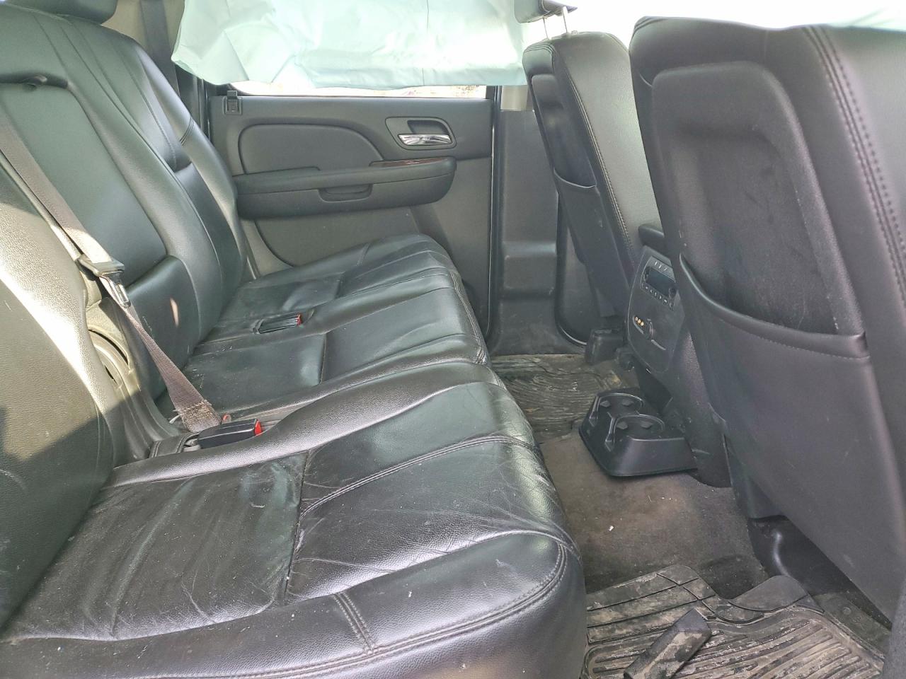 2014 CHEVROLET SUBURBAN