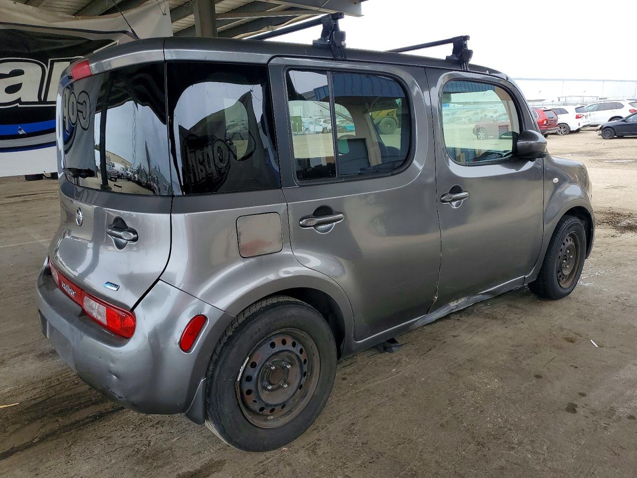 2013 NISSAN CUBE