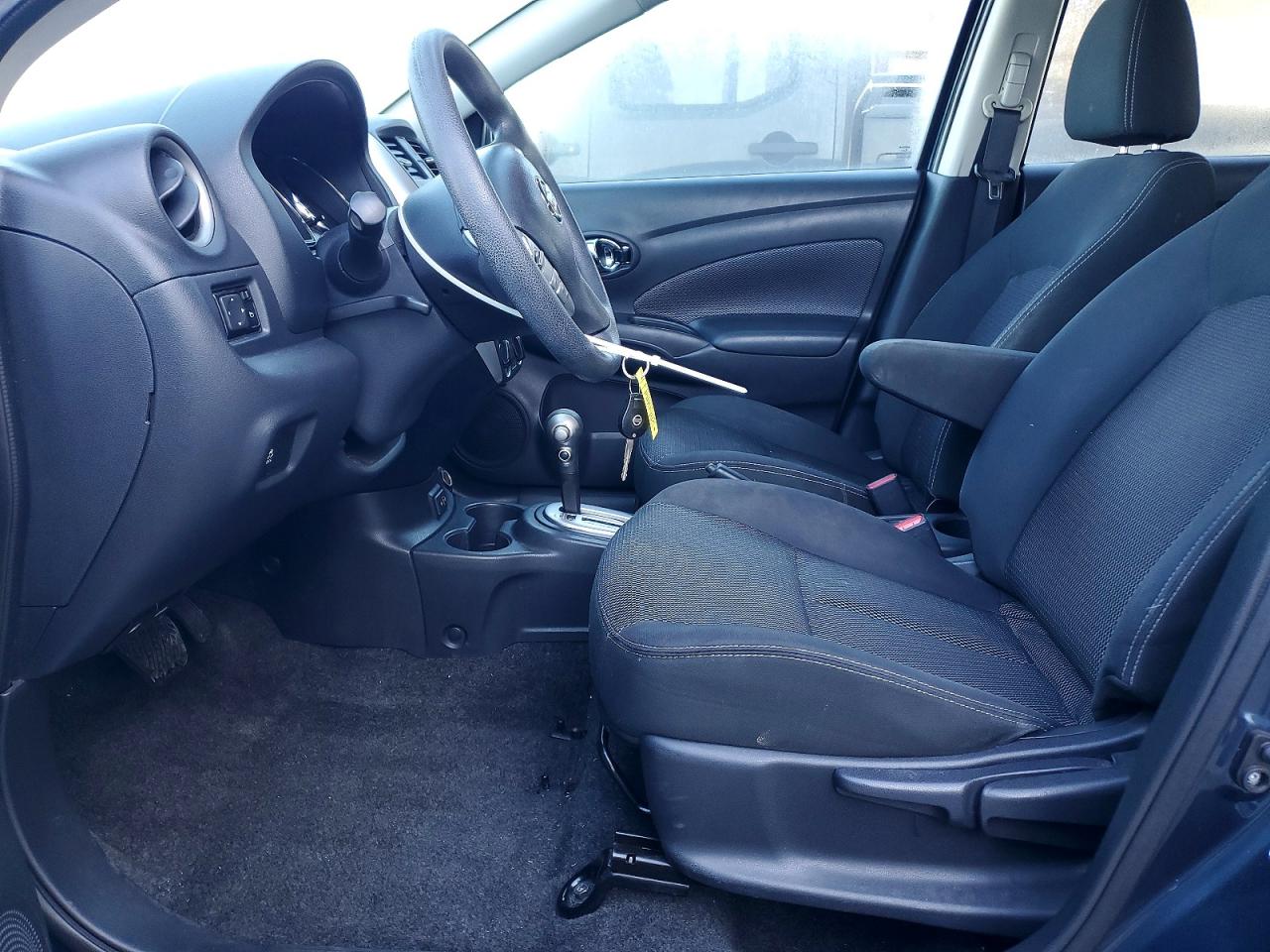 2017 NISSAN VERSA
