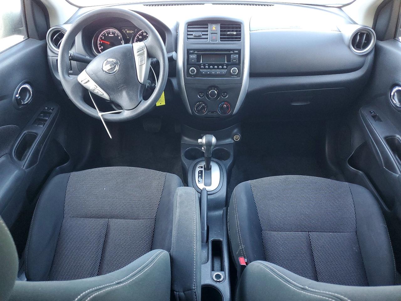 2017 NISSAN VERSA