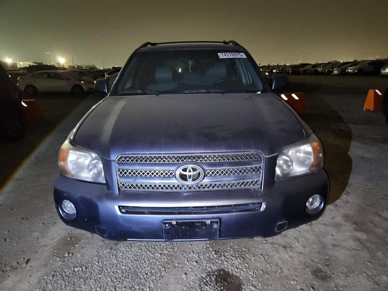 2006 TOYOTA HIGHLANDER