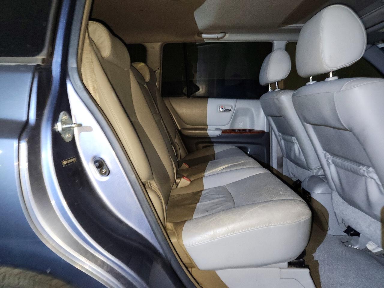 2006 TOYOTA HIGHLANDER