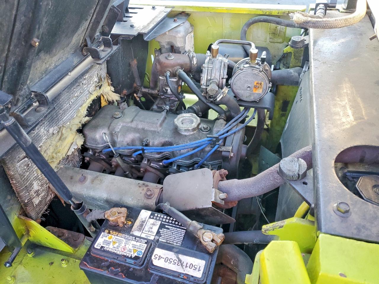 1990 CLARK FORKLIFT GCS17S