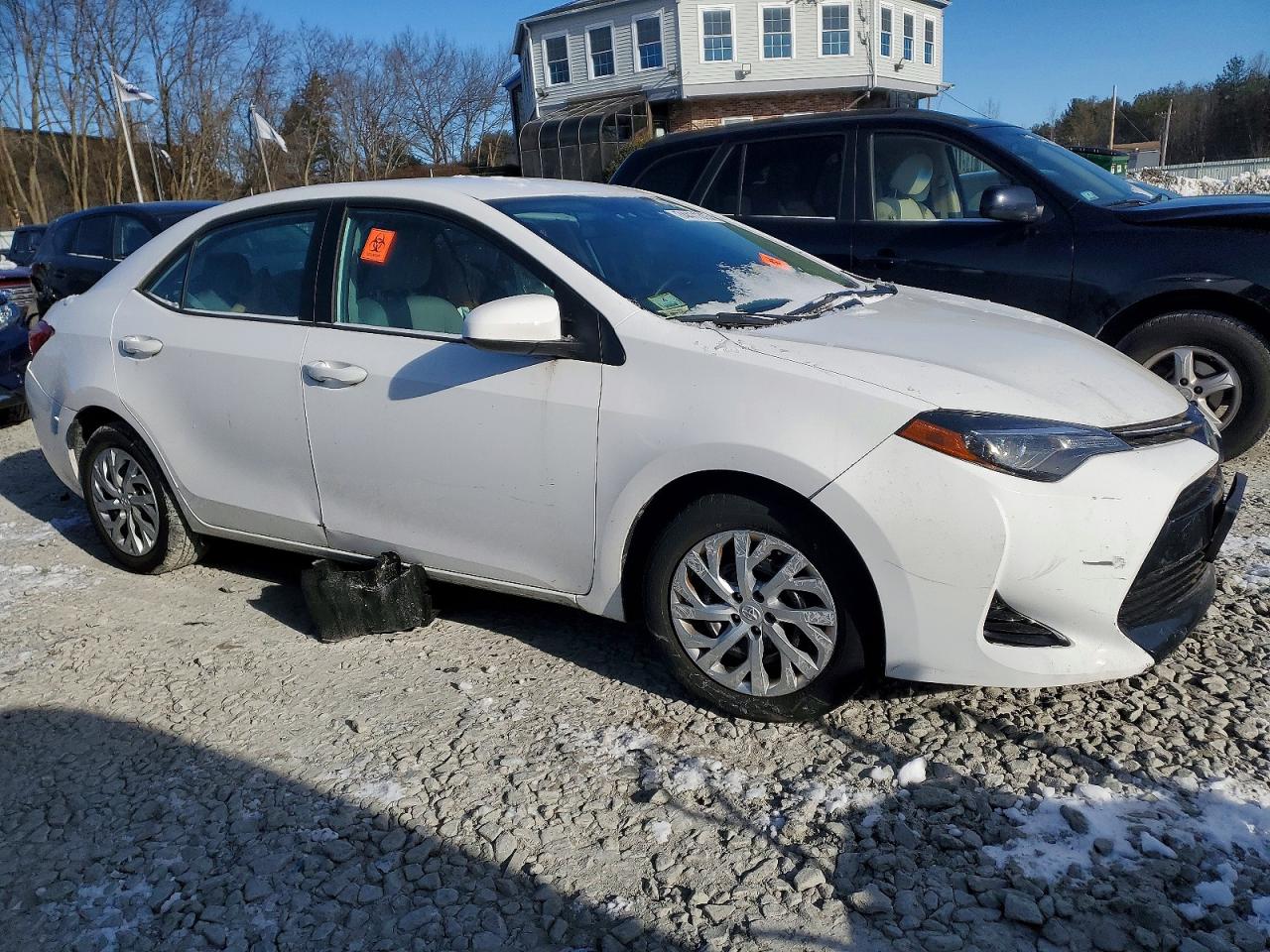 2018 TOYOTA COROLLA