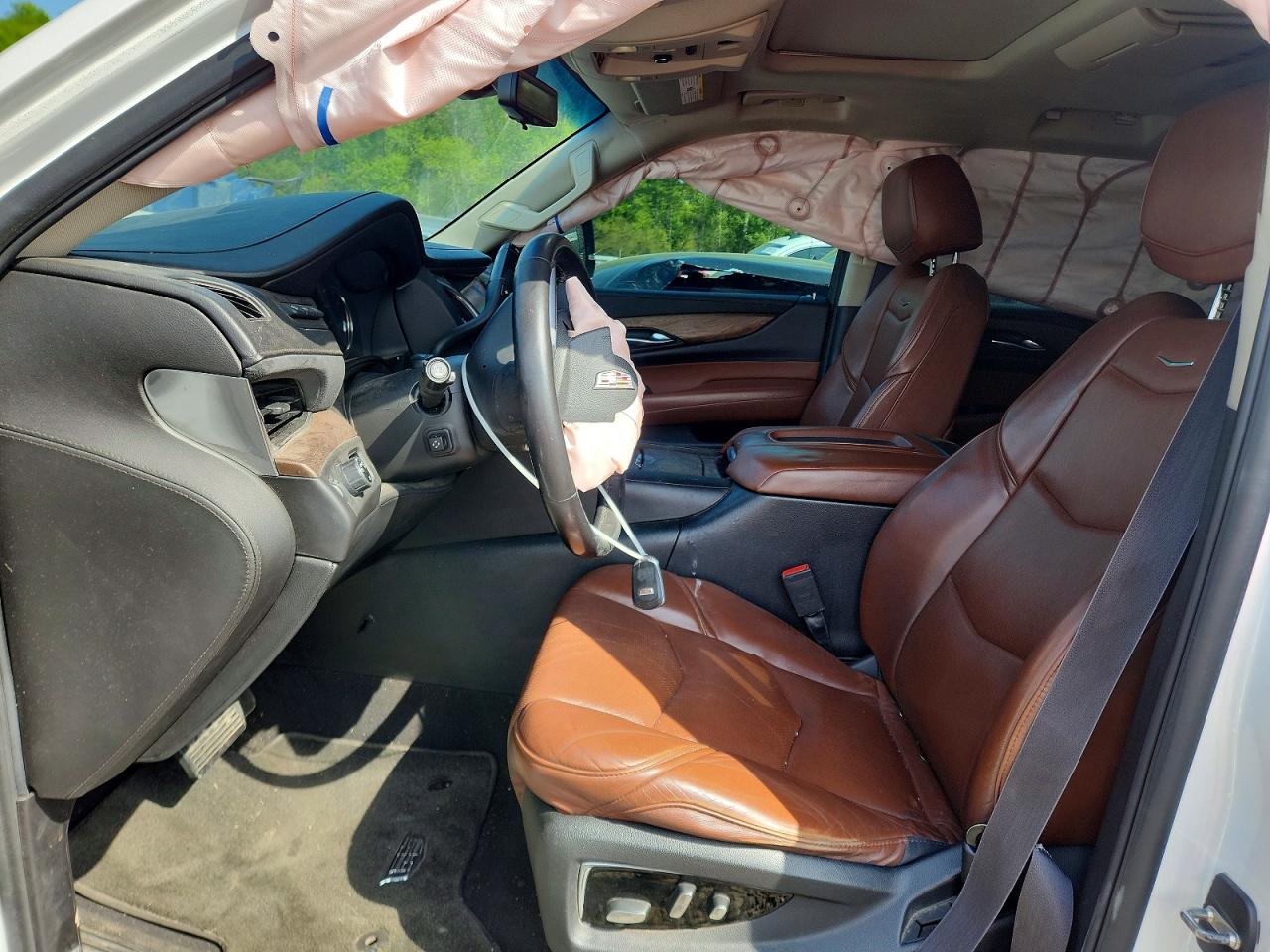 2017 CADILLAC ESCALADE