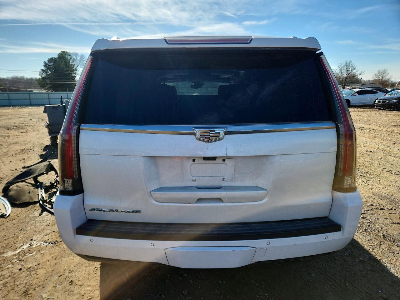 2017 CADILLAC ESCALADE