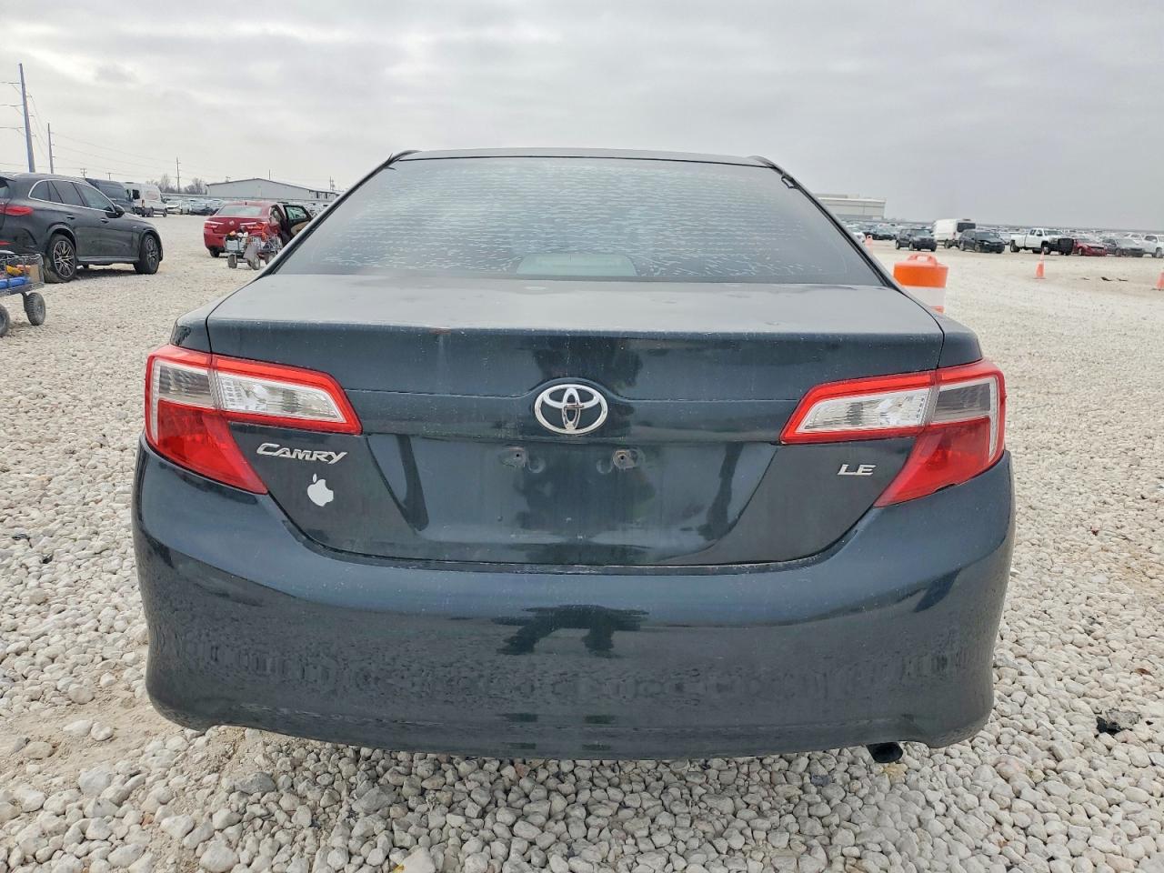 2013 TOYOTA CAMRY