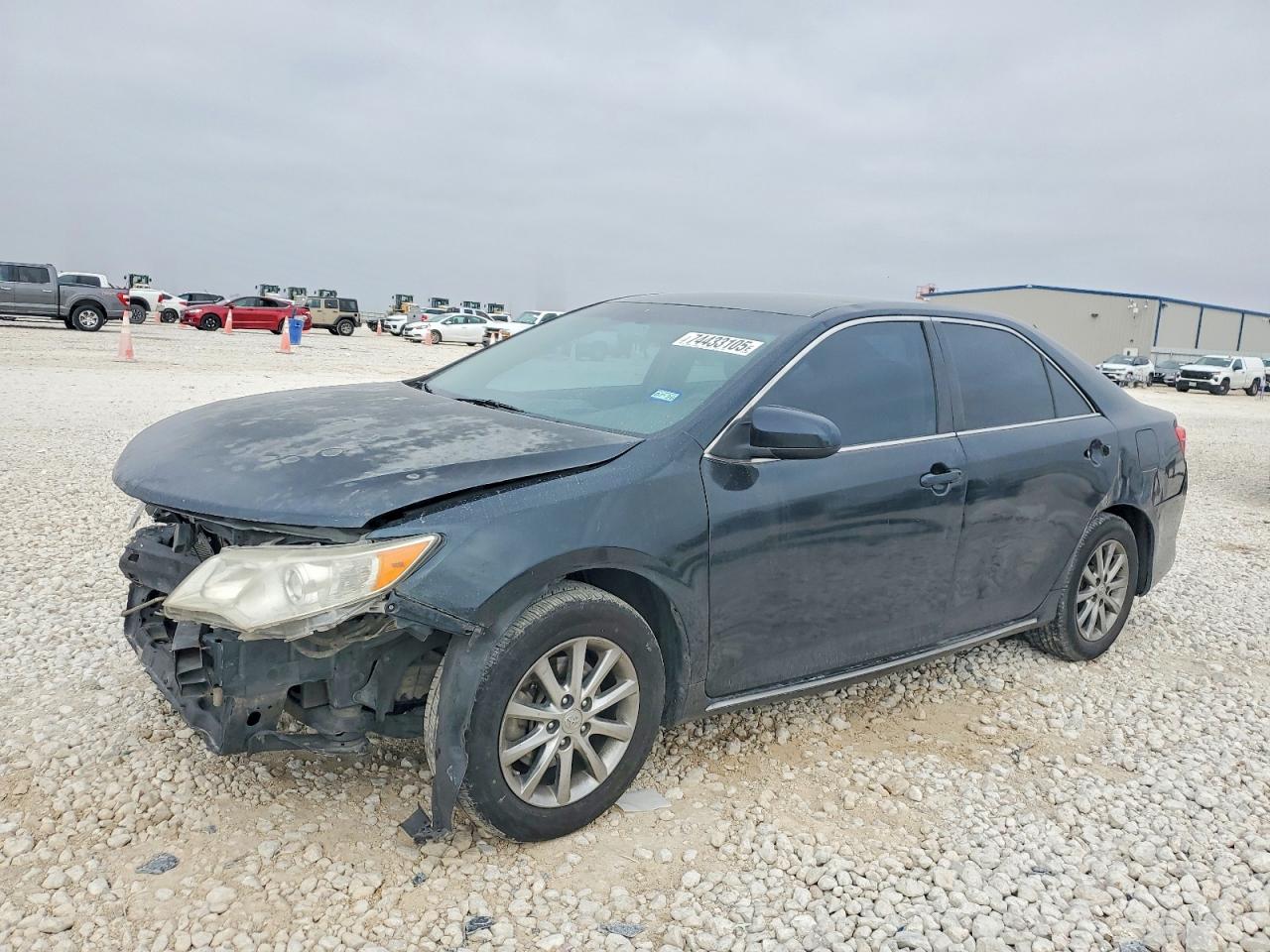 2013 TOYOTA CAMRY