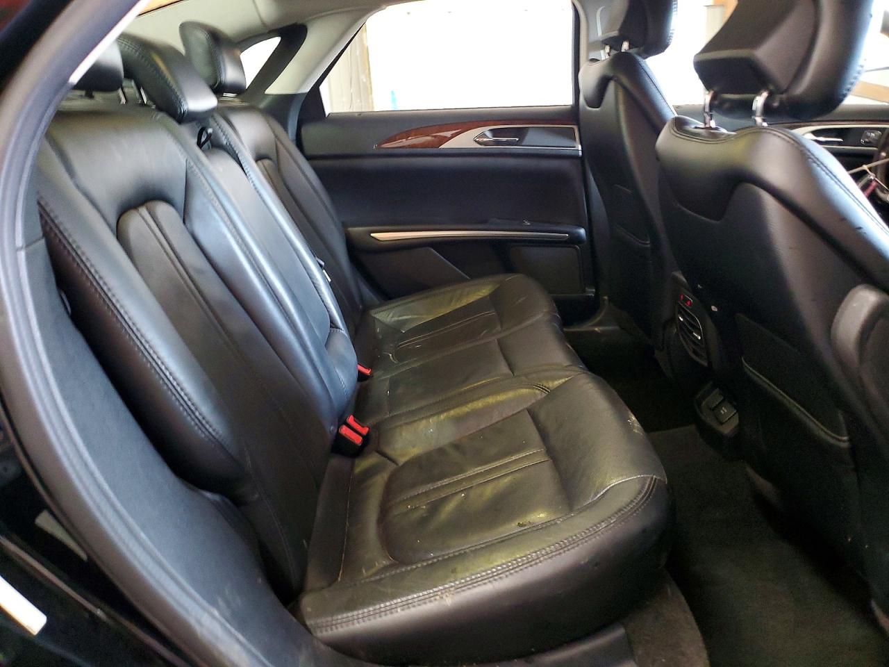 2016 LINCOLN TOWNHOUSE MKZ