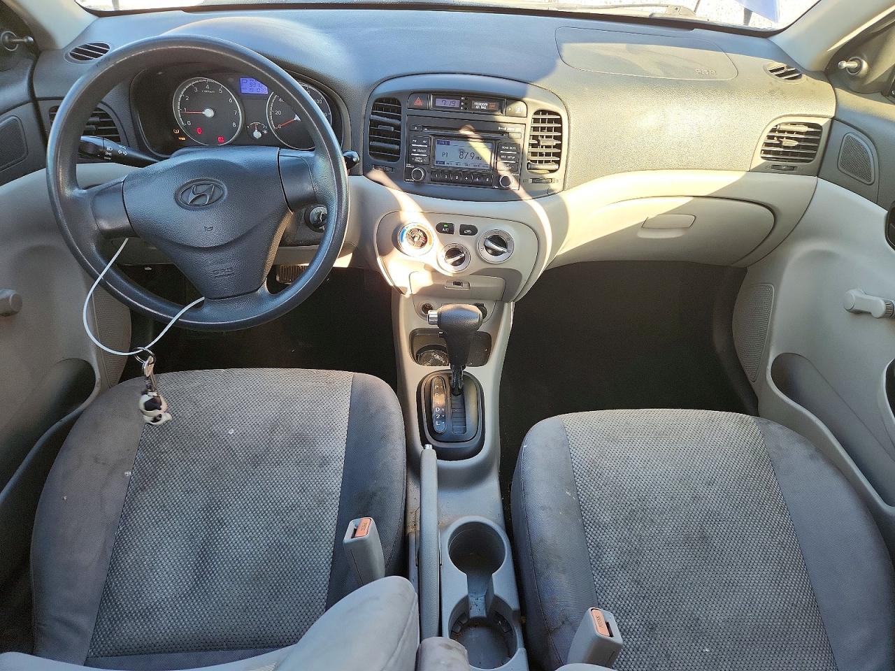 2010 HYUNDAI ACCENT