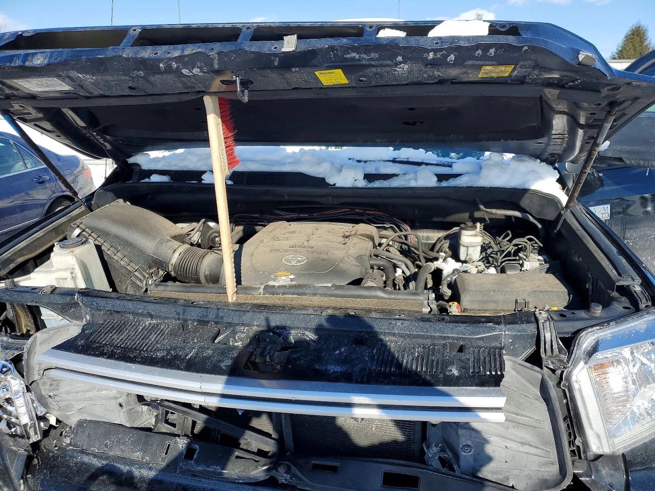 2017 TOYOTA TUNDRA