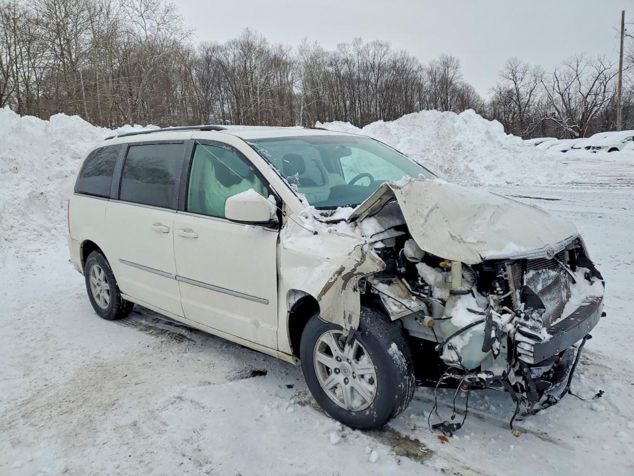 2010 CHRYSLER MINIVAN