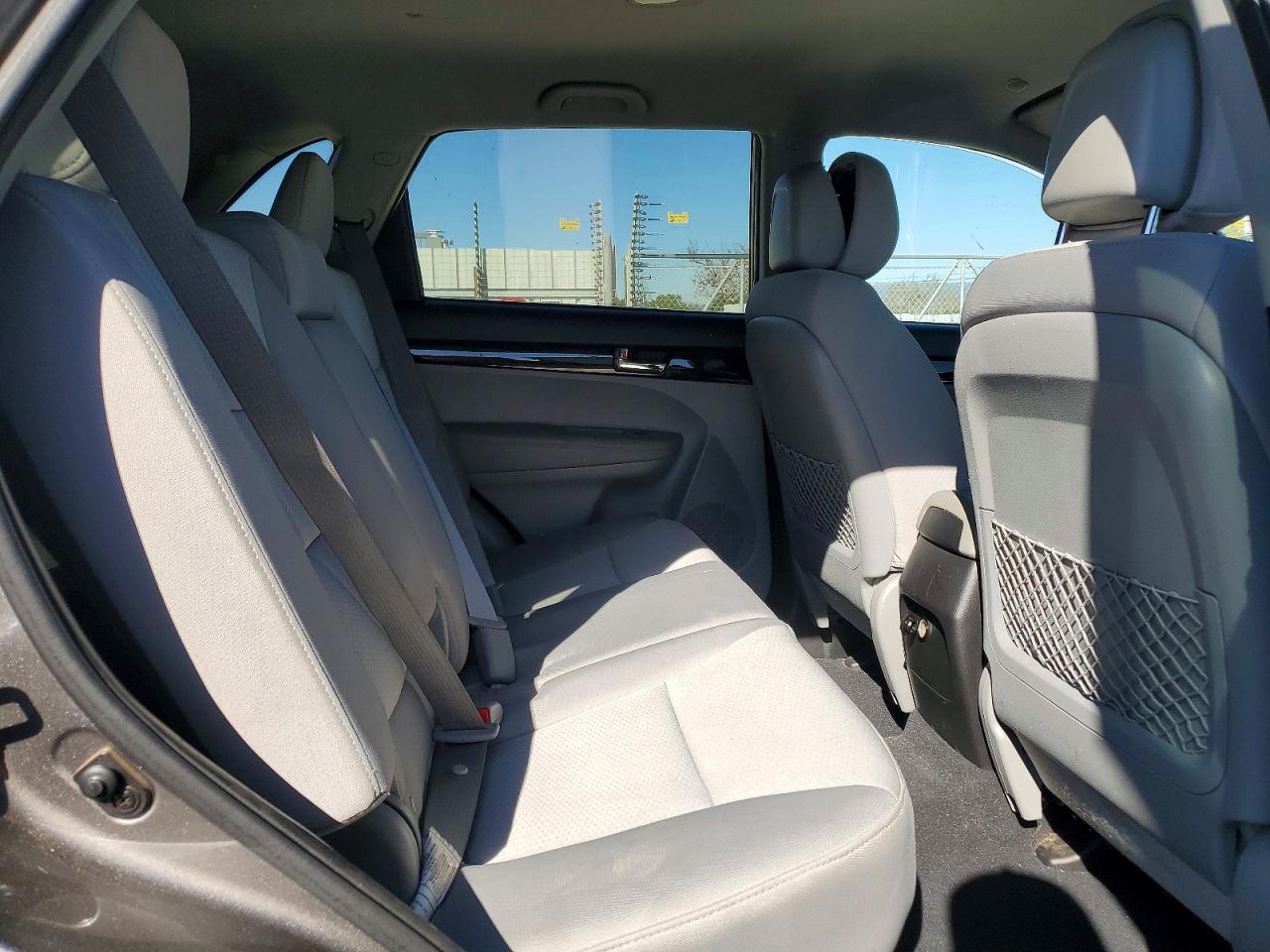 2012 KIA SORENTO