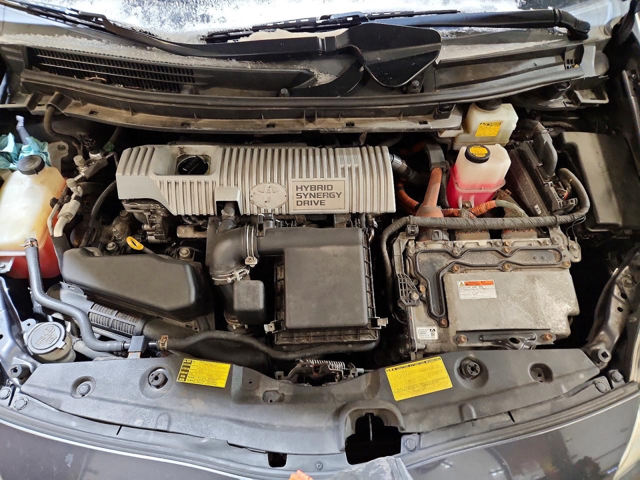 2012 TOYOTA PRIUS THRE