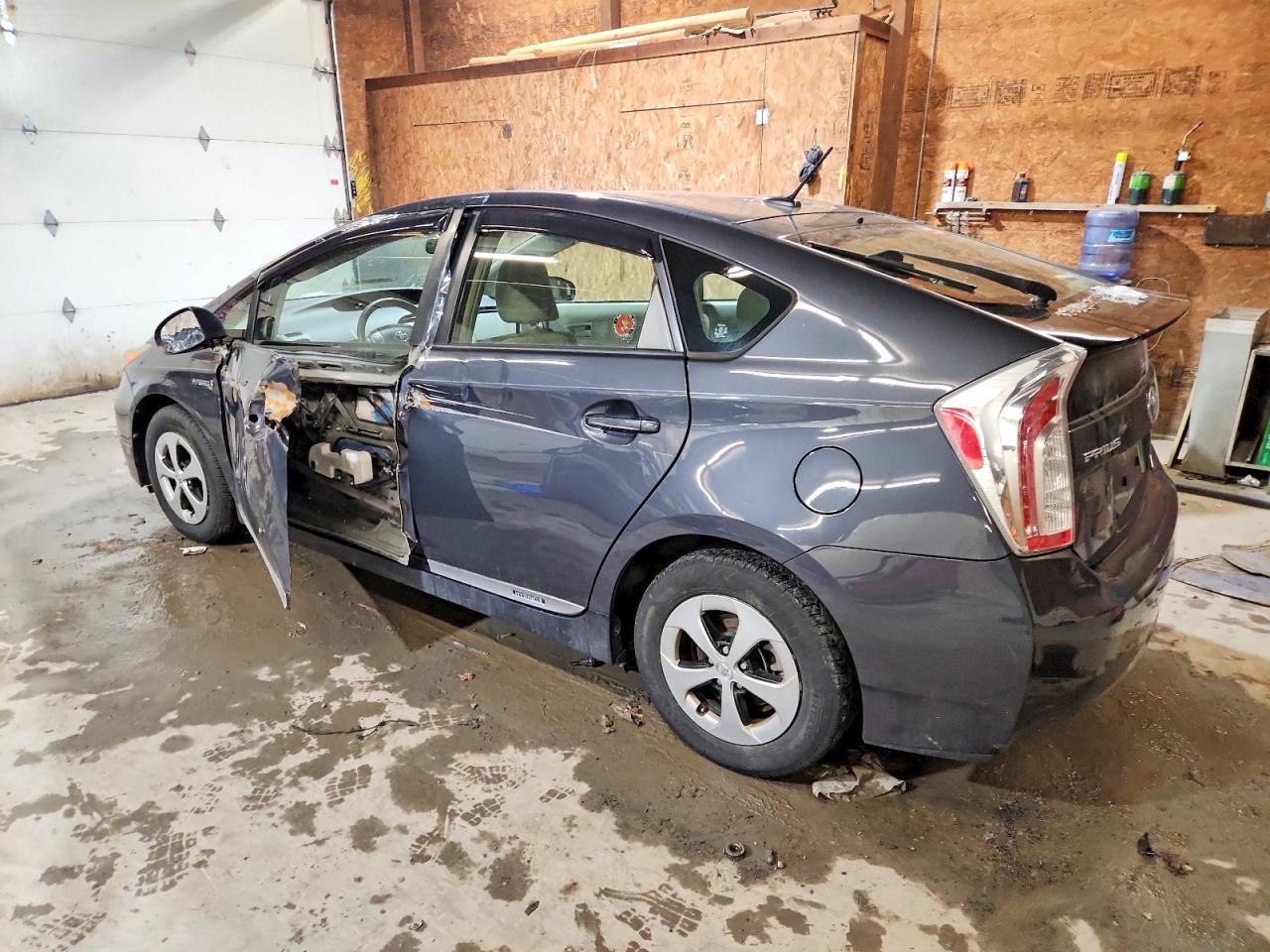 2012 TOYOTA PRIUS THRE