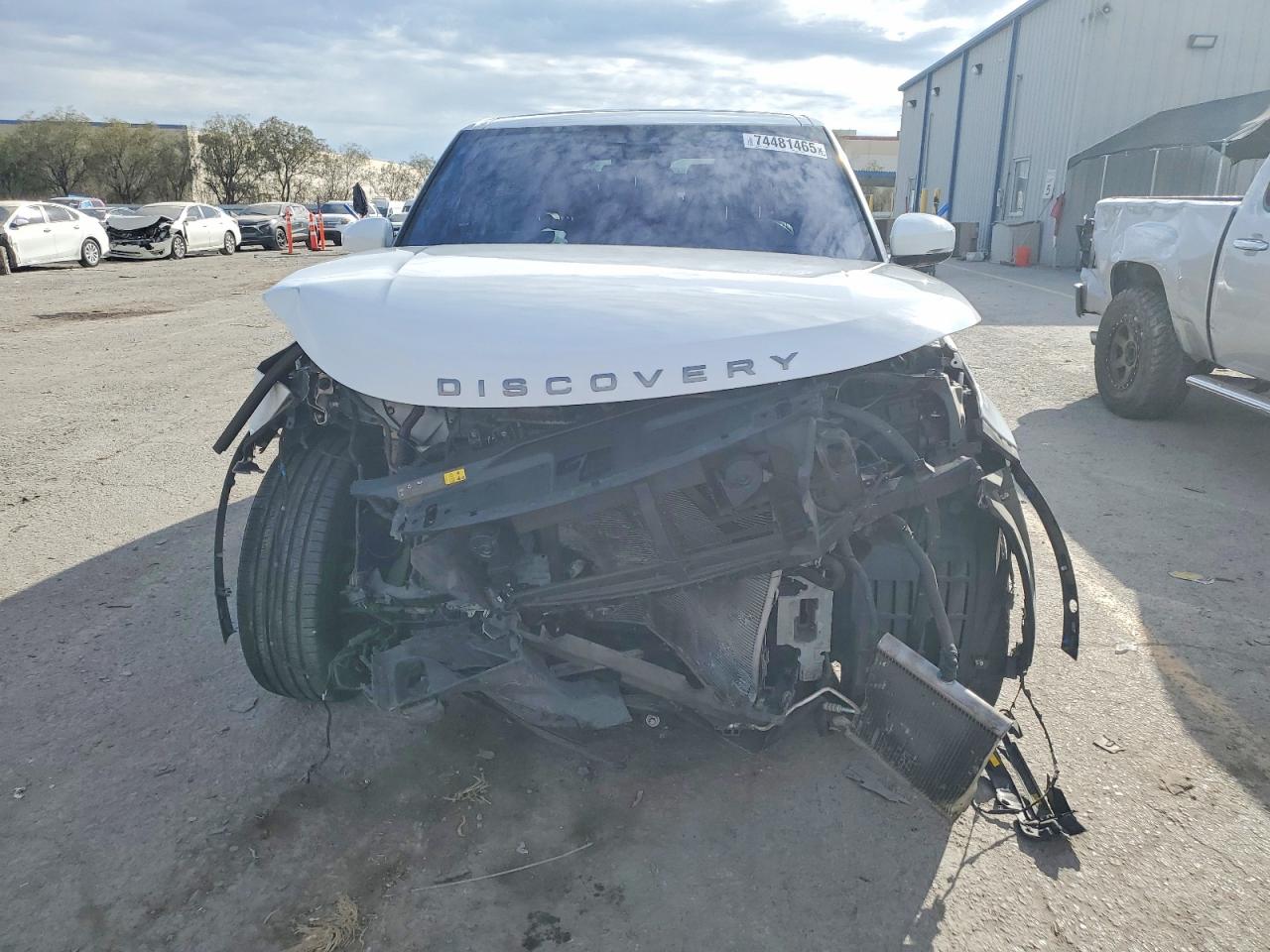2019 LAND ROVER DISCOVERY