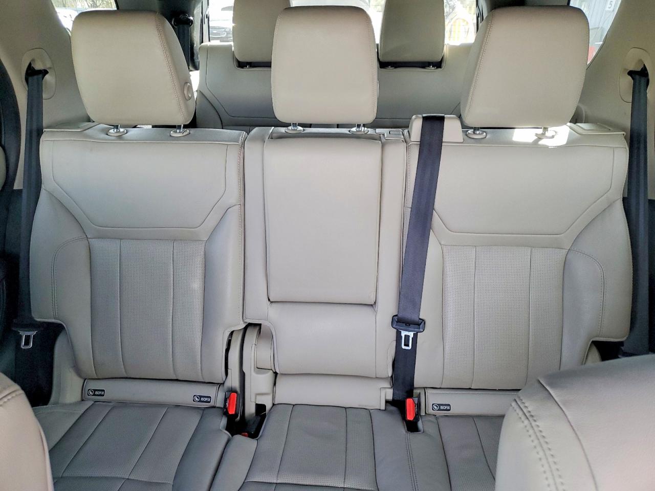 2019 LAND ROVER DISCOVERY