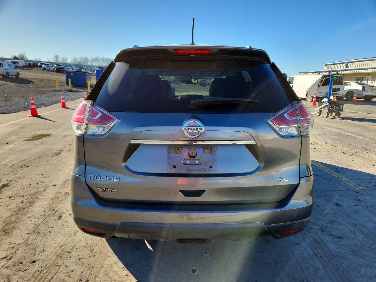 2016 NISSAN ROGUE