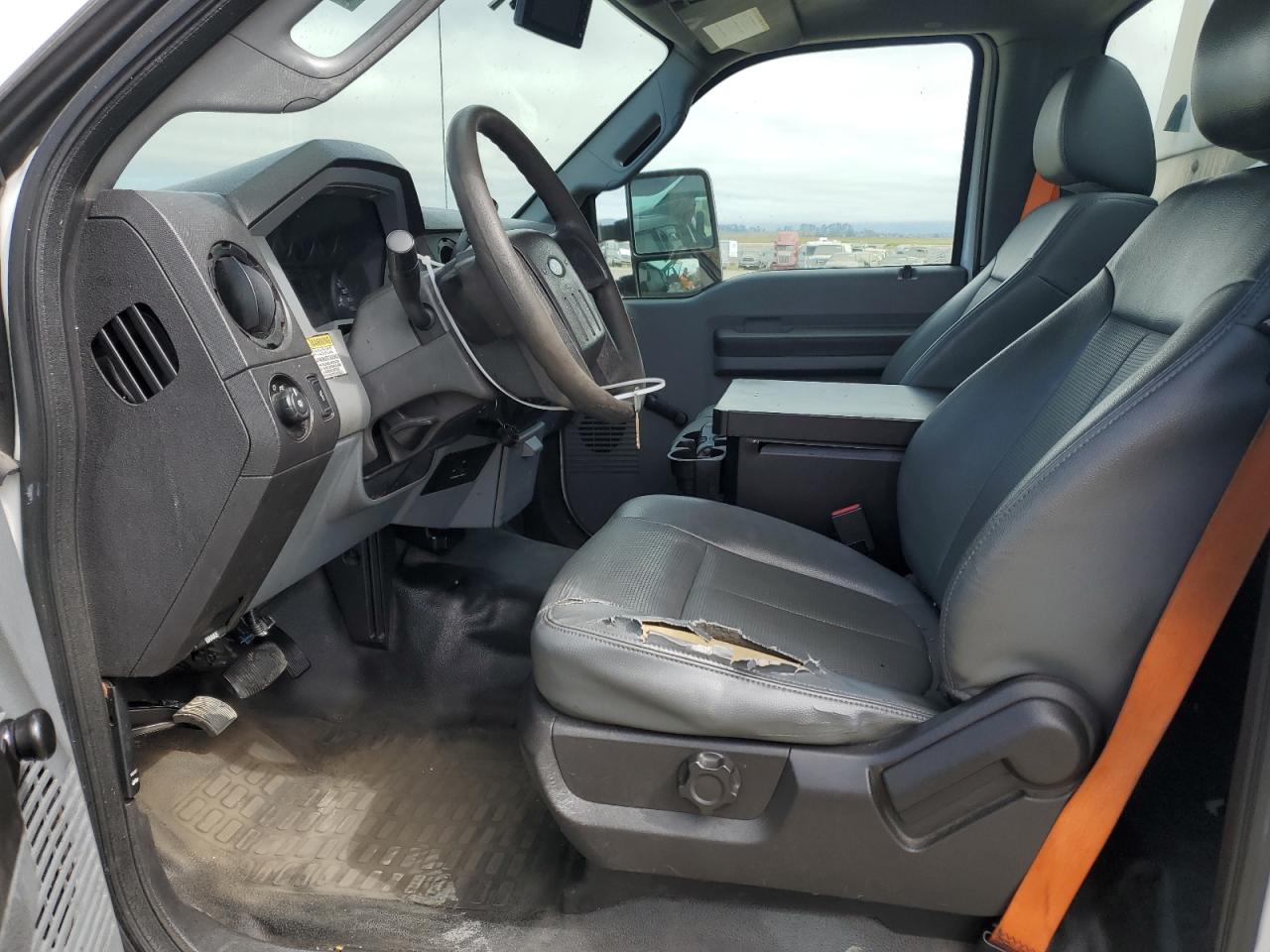 2013 FORD F350