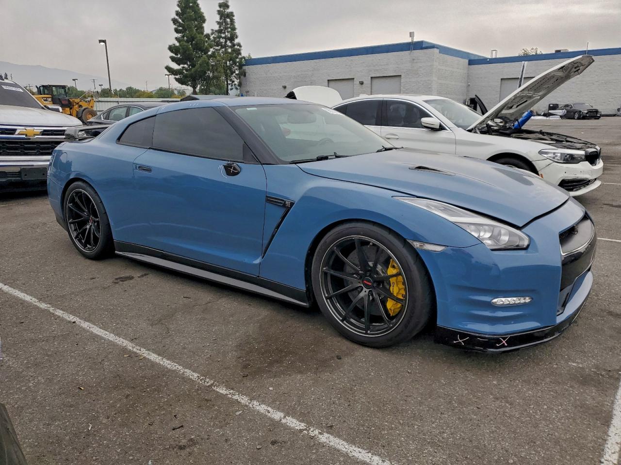2009 NISSAN GTR