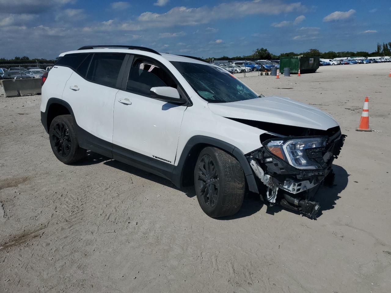 2022 GMC TERRAIN