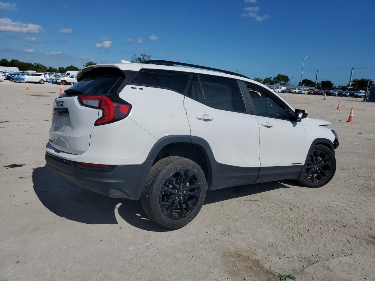 2022 GMC TERRAIN