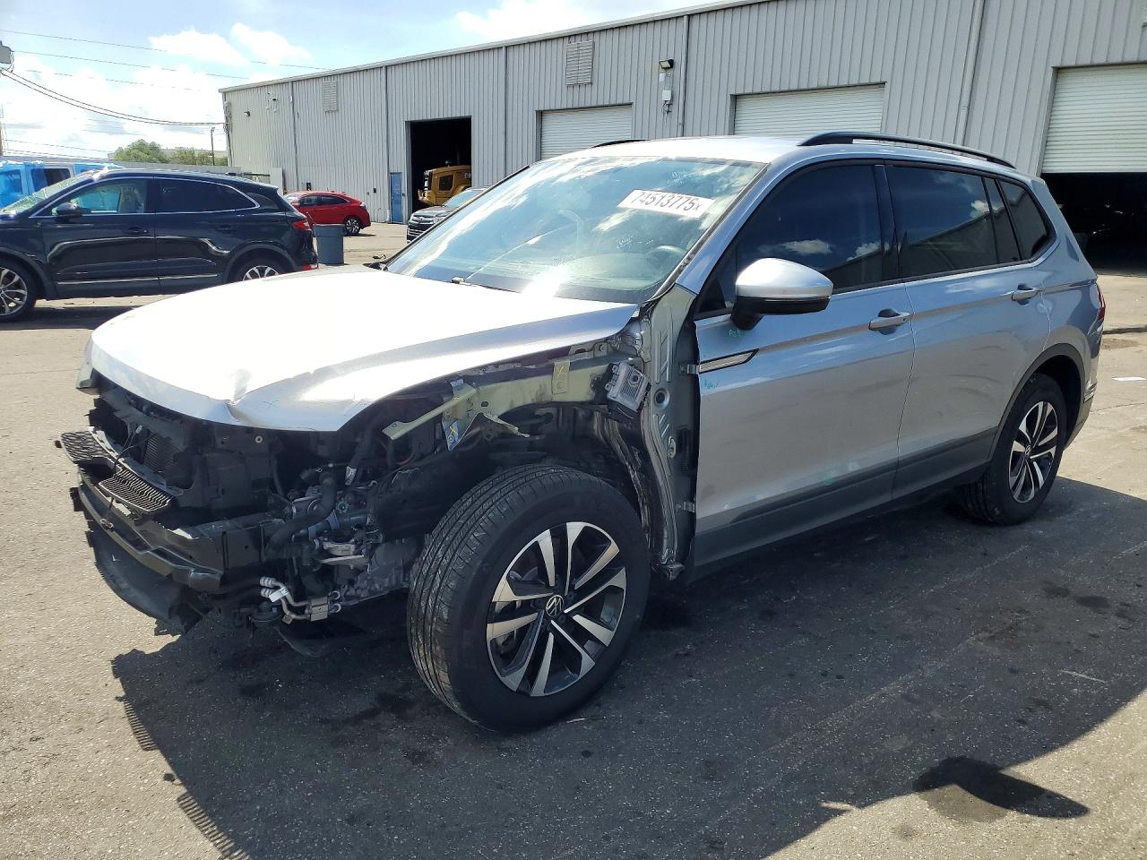 2023 VOLKSWAGEN TIGUAN