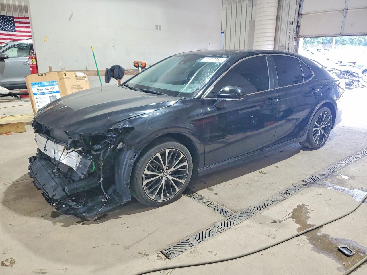 2019 TOYOTA CAMRY