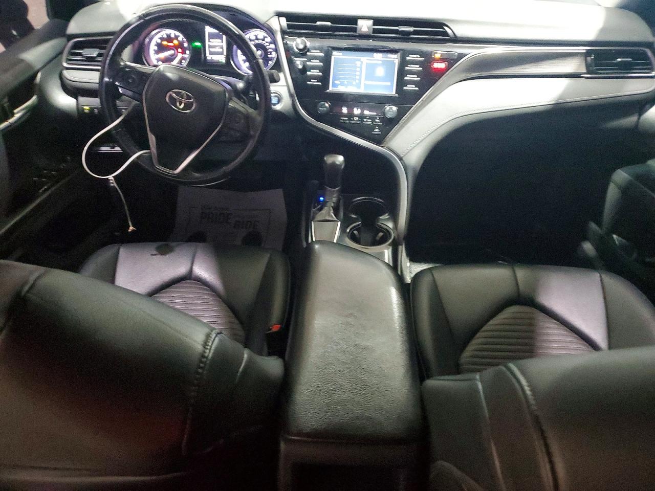 2019 TOYOTA CAMRY