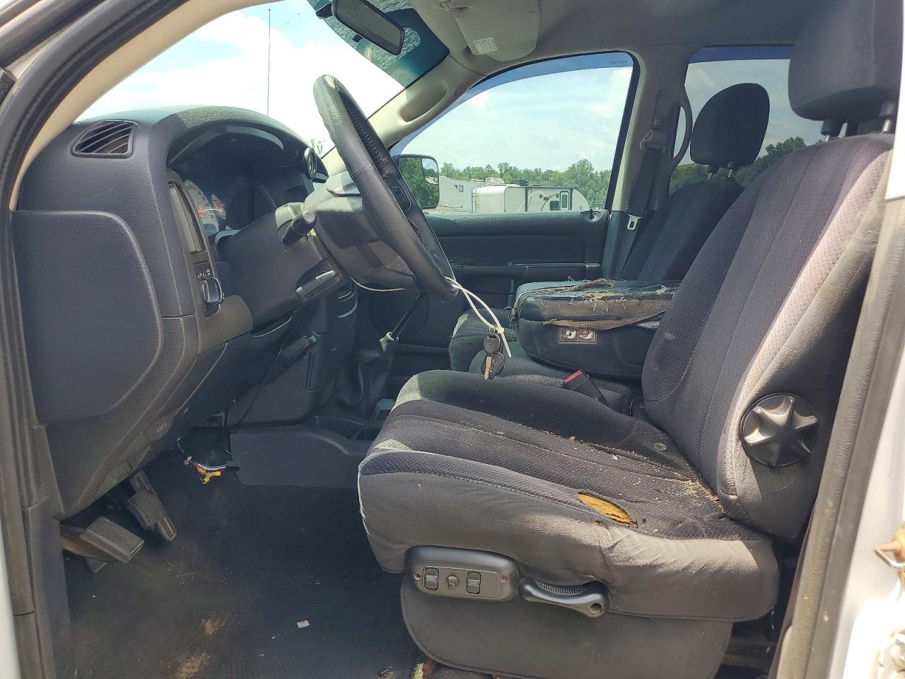 2004 DODGE RAM 3500