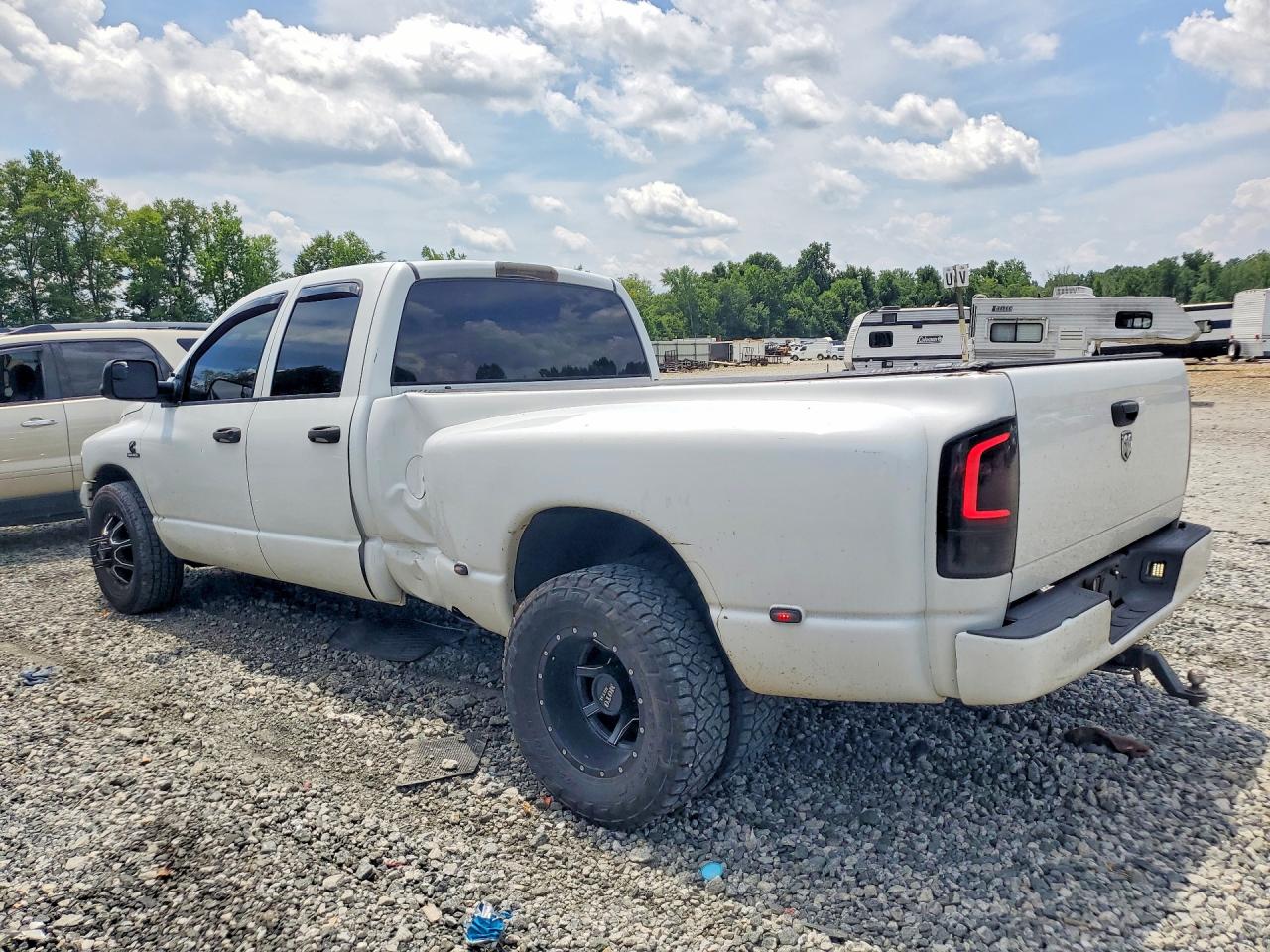 2004 DODGE RAM 3500