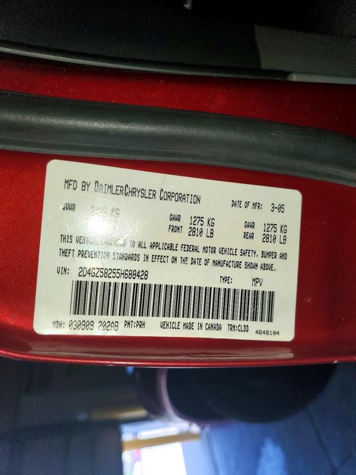 2005 DODGE MAGNUM