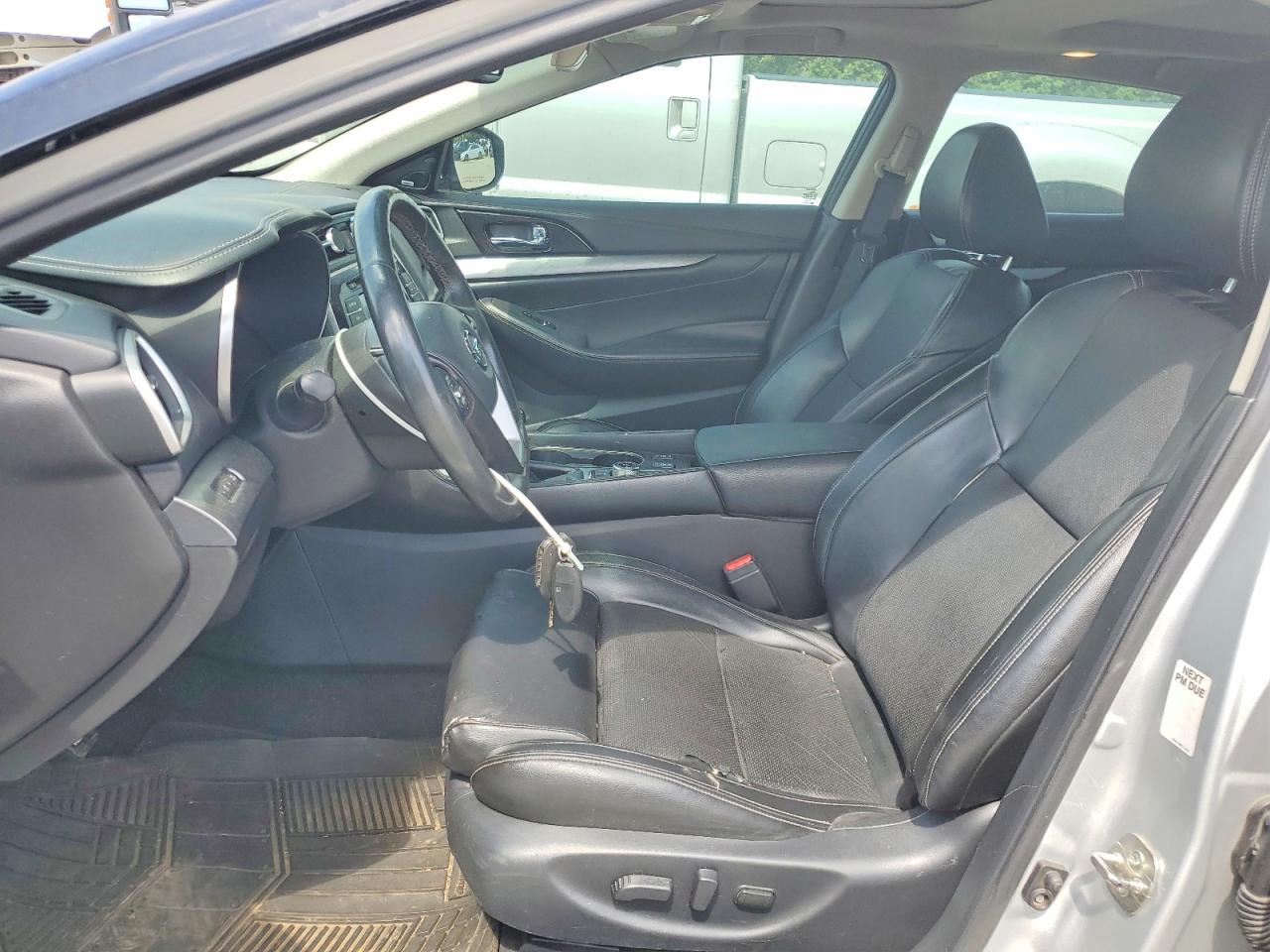 2018 NISSAN MAXIMA