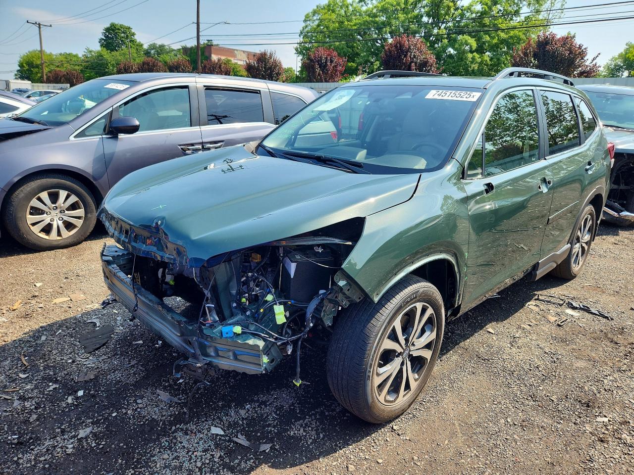 2023 SUBARU FORESTER