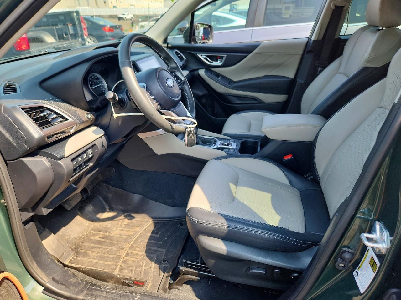 2023 SUBARU FORESTER