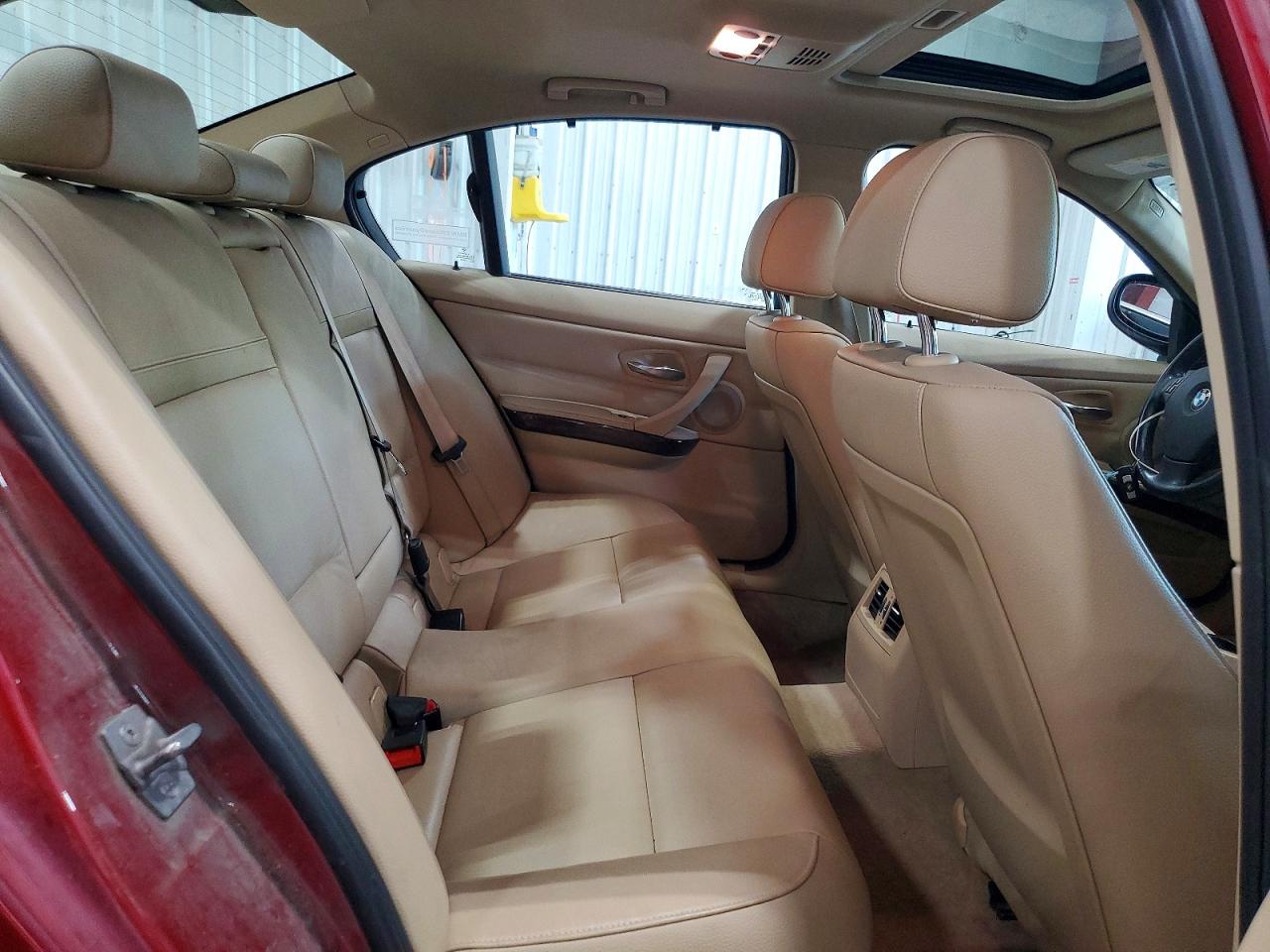2011 BMW 3 SERIES
