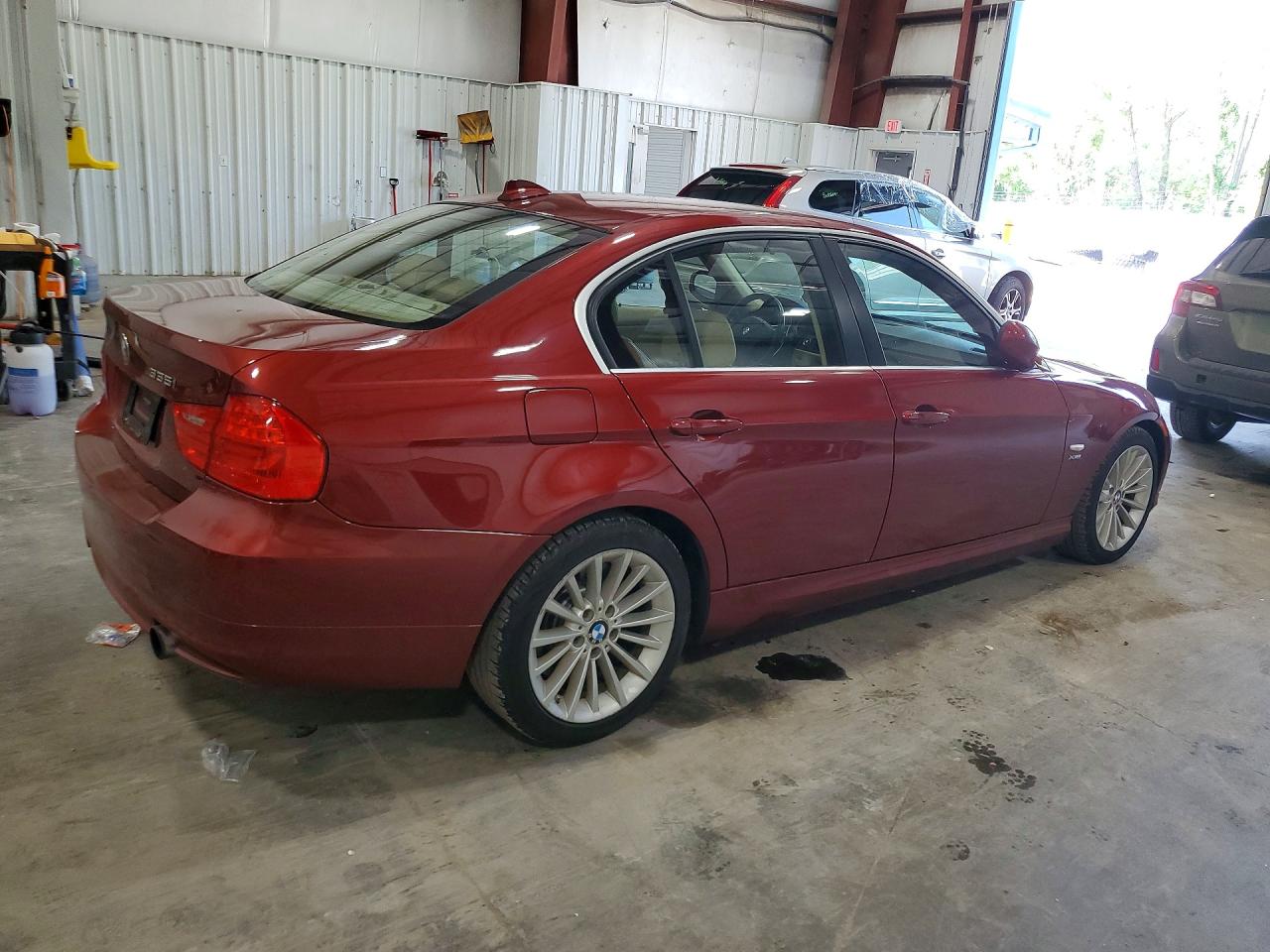 2011 BMW 3 SERIES