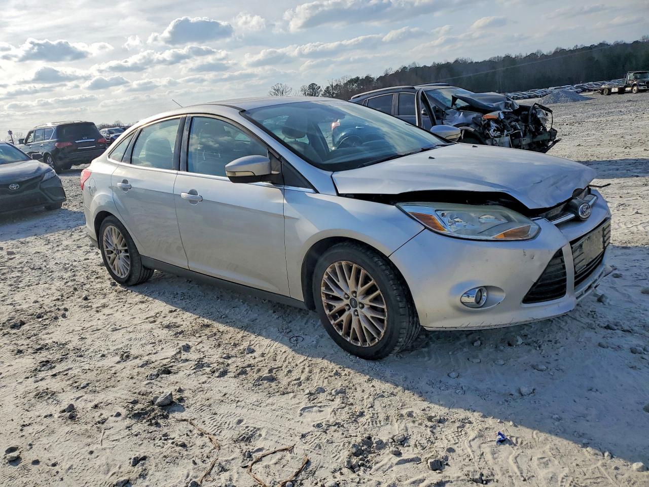 2012 FORD FOCUS