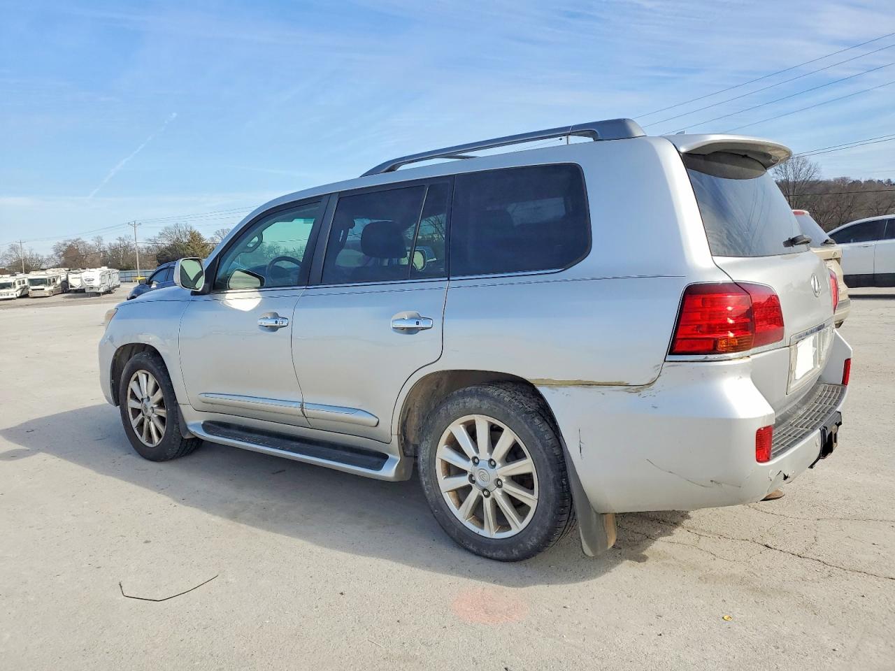 2011 LEXUS LX570