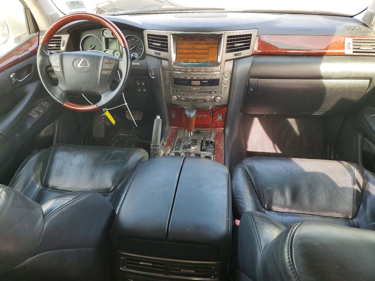 2011 LEXUS LX570