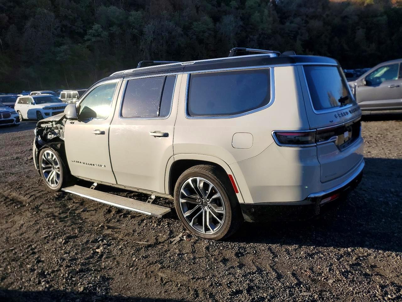 2022 JEEP GRAND WAGO
