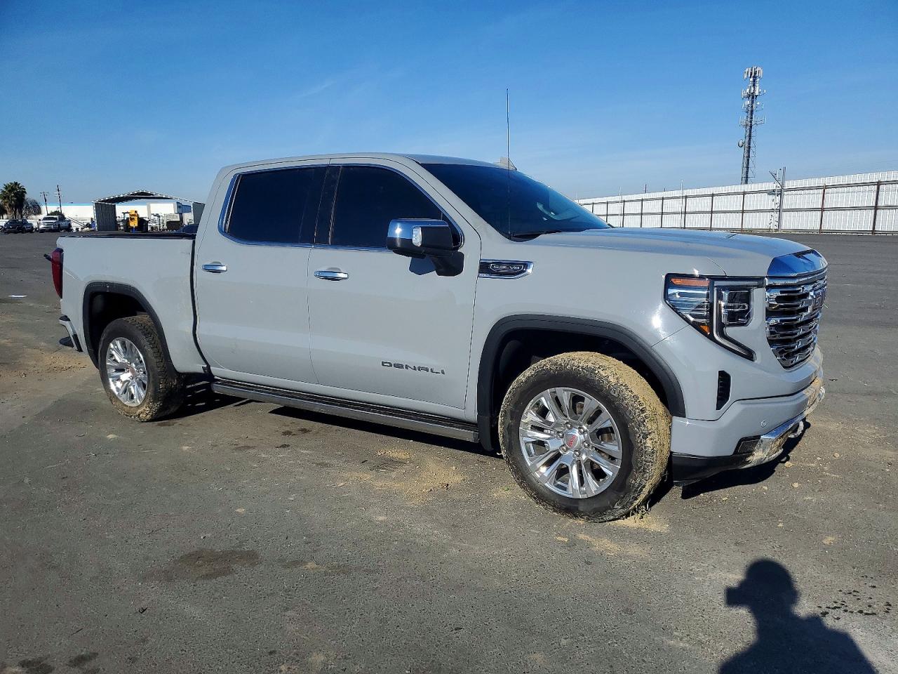 2024 GMC SIERRA