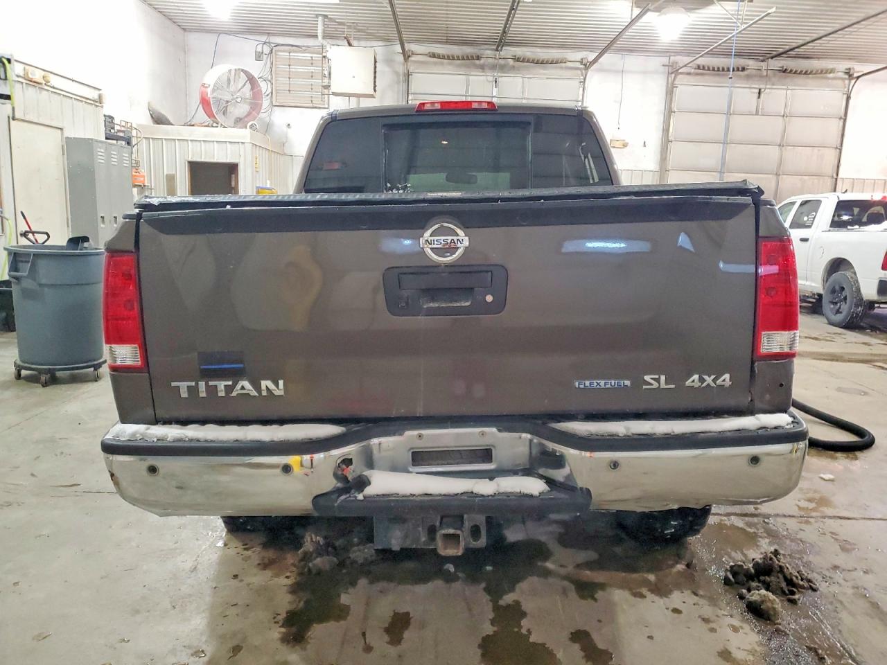 2014 NISSAN TITAN