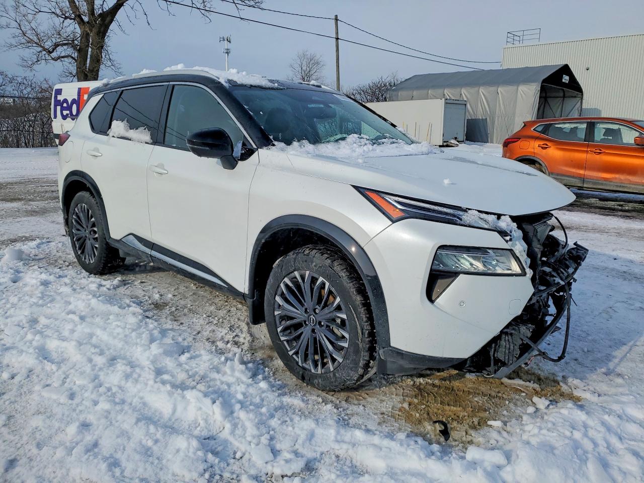 2025 NISSAN ROGUE