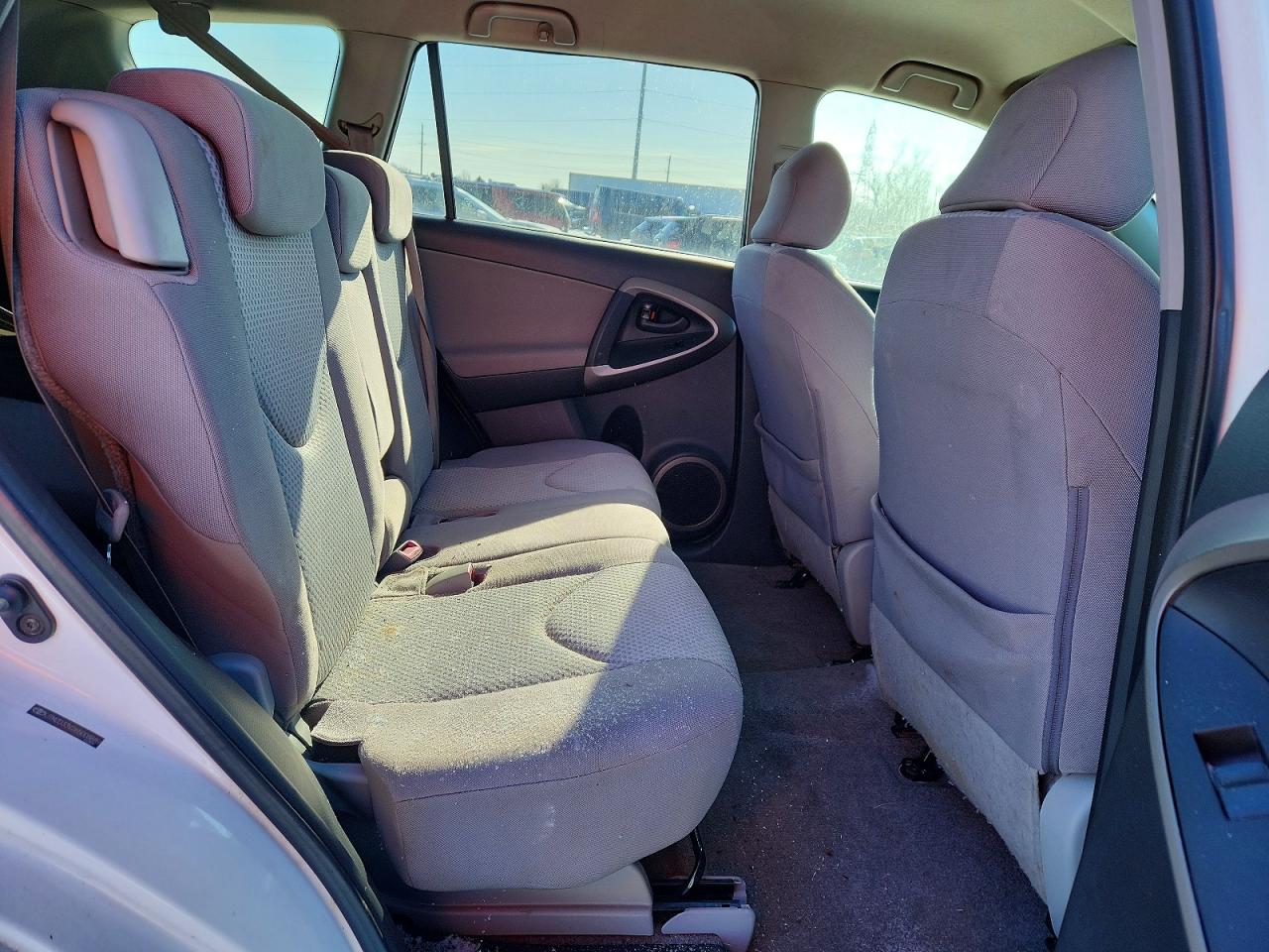2006 TOYOTA RAV4 BASE