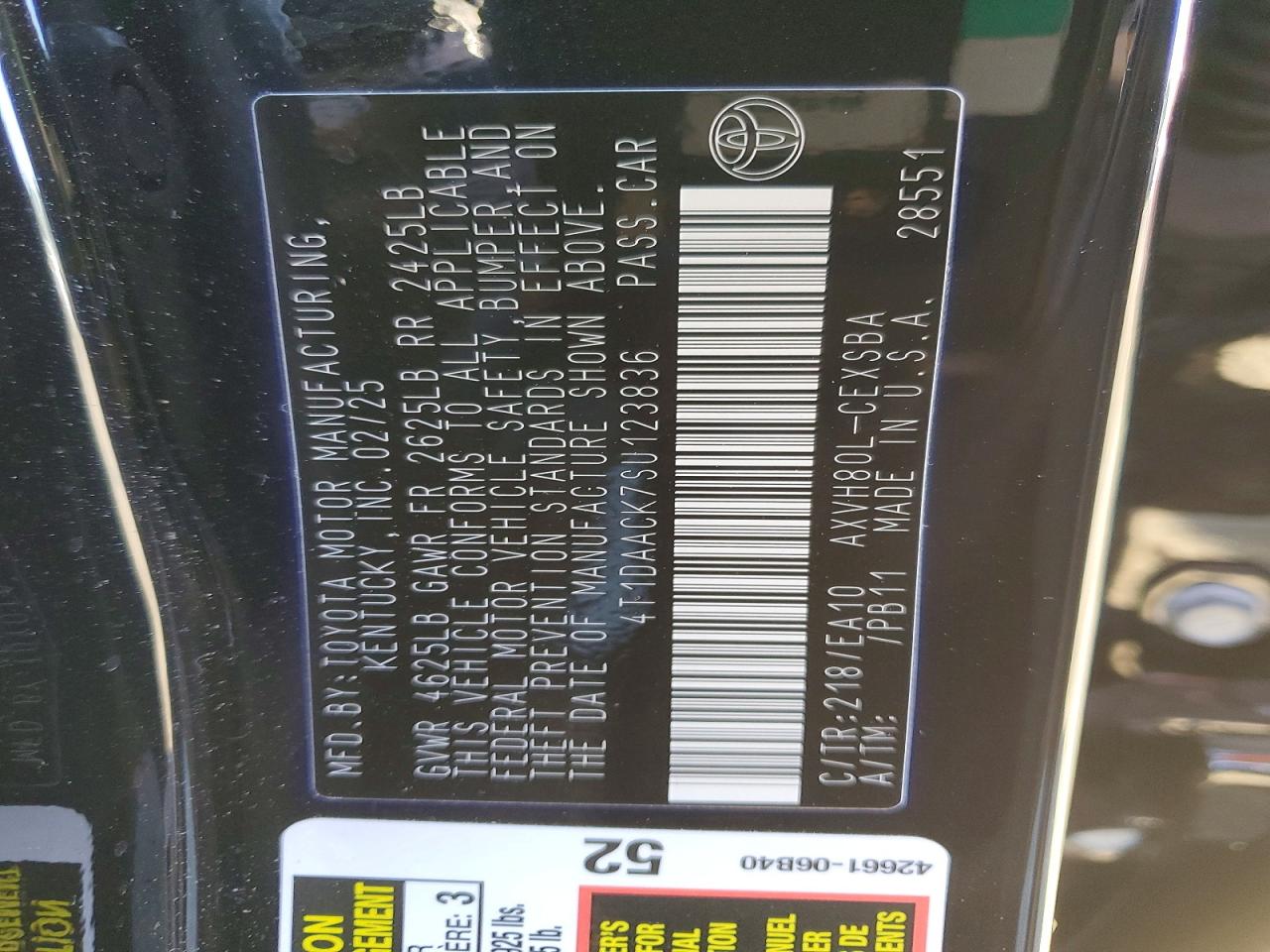 2025 TOYOTA CAMRY