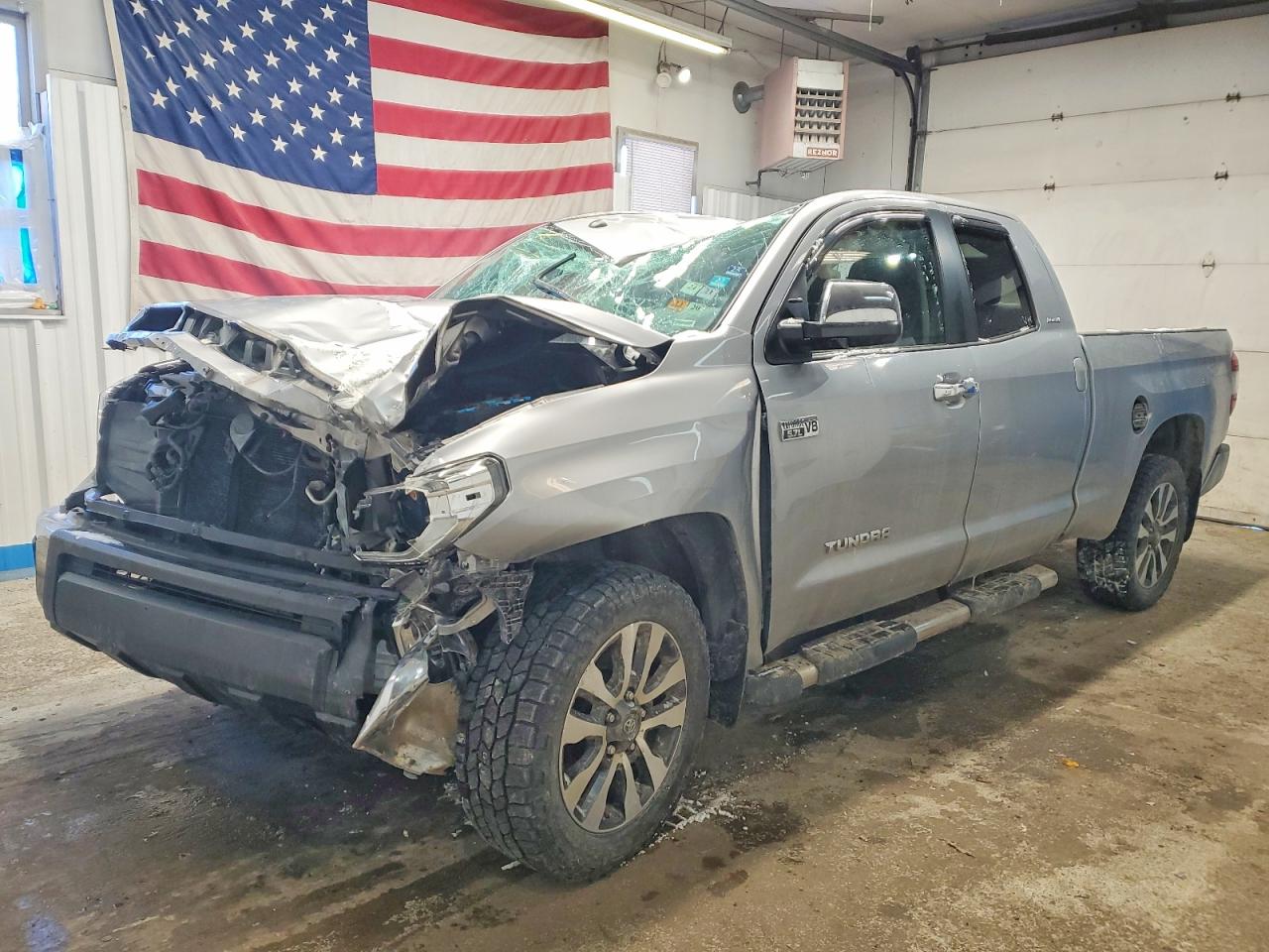 2018 TOYOTA TUNDRA